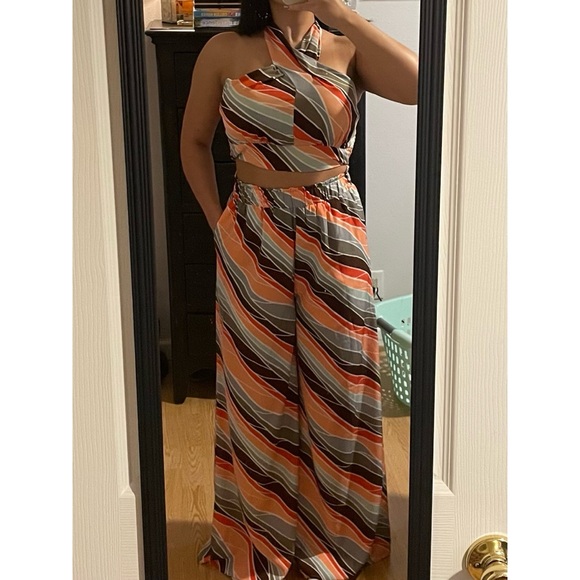 70s Vibe Jumpsuit Set - Picture 6 of 11